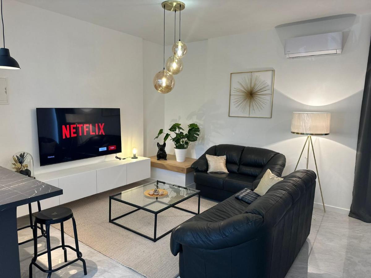 Iris Apartment ヴィジナダ エクステリア 写真