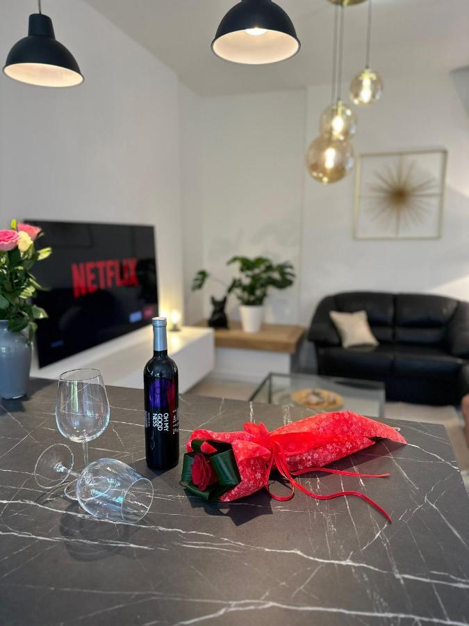 Iris Apartment ヴィジナダ エクステリア 写真